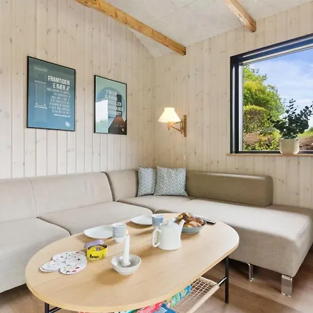 Radica - 400m From The Sea By Interhome *
