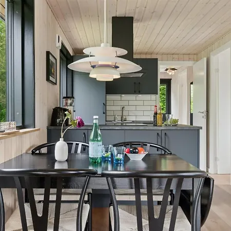Radica - 400m From The Sea By Interhome בית נופש